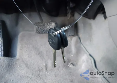 2007 Toyota Corolla Ce from USA, damaged, VIN 2T1BR32E17C721372